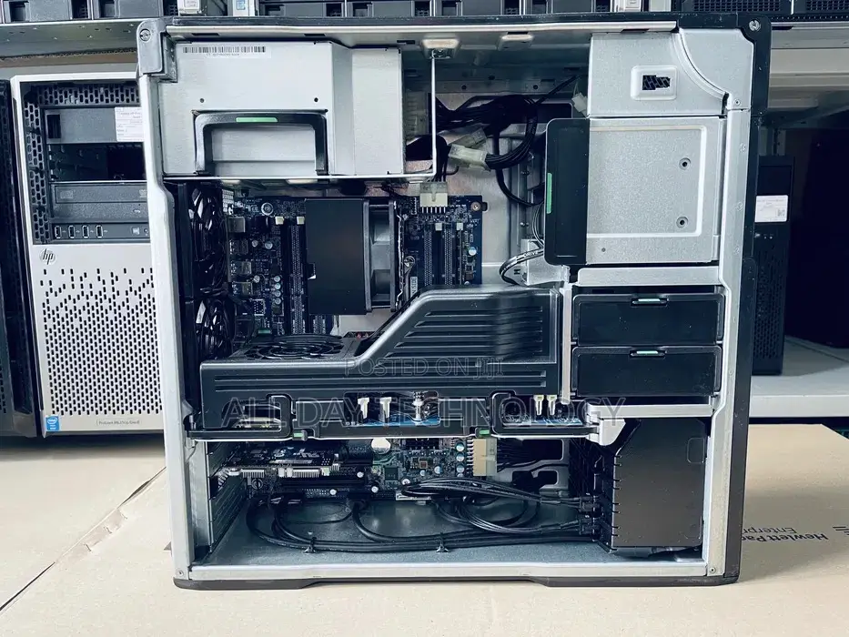 Desktop Computer HP Z640 32GB Intel Xeon HDD+SSD 2T