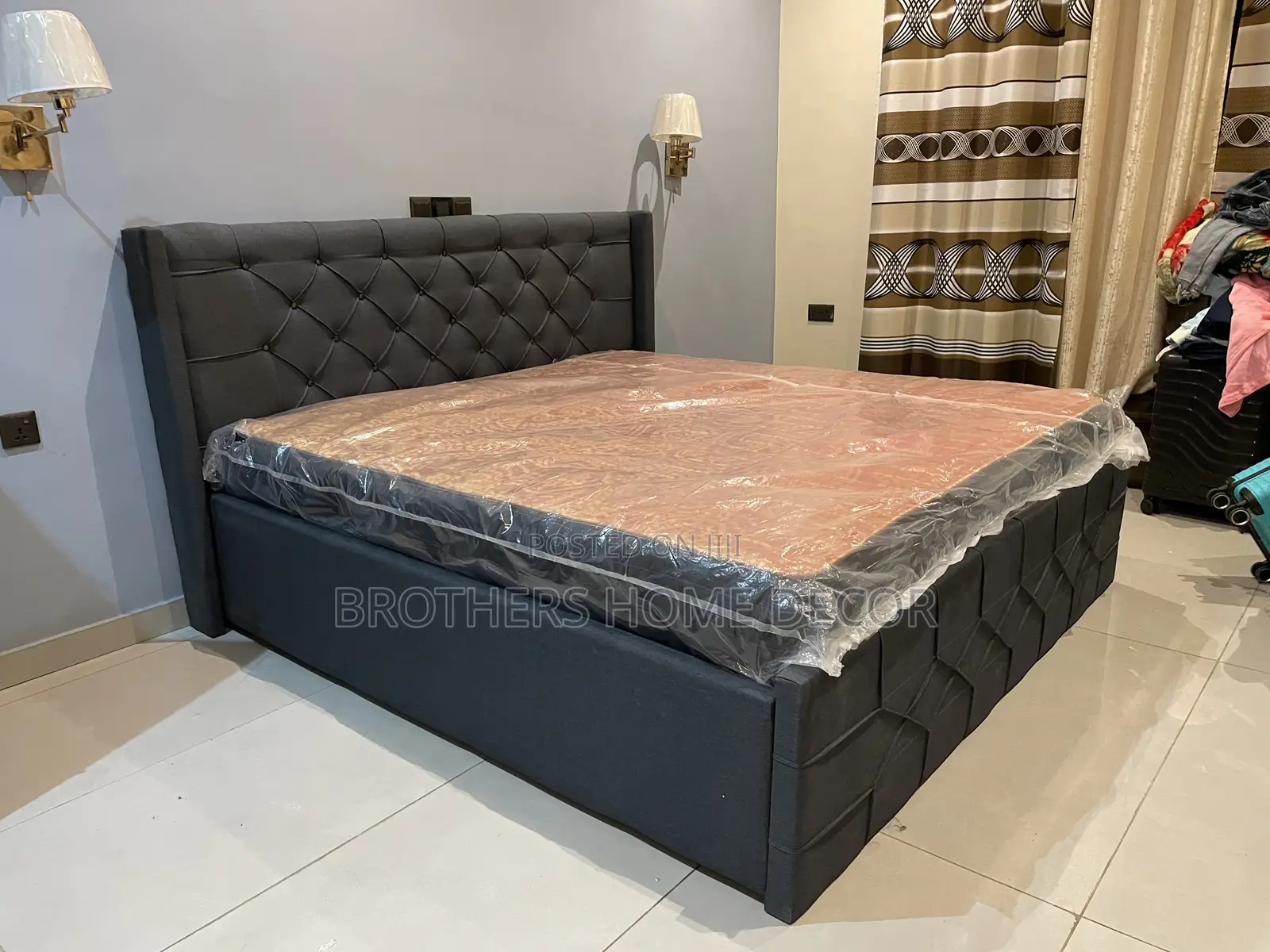 Queen Size Bedframe 72x75 And Mattress// Very Strong
