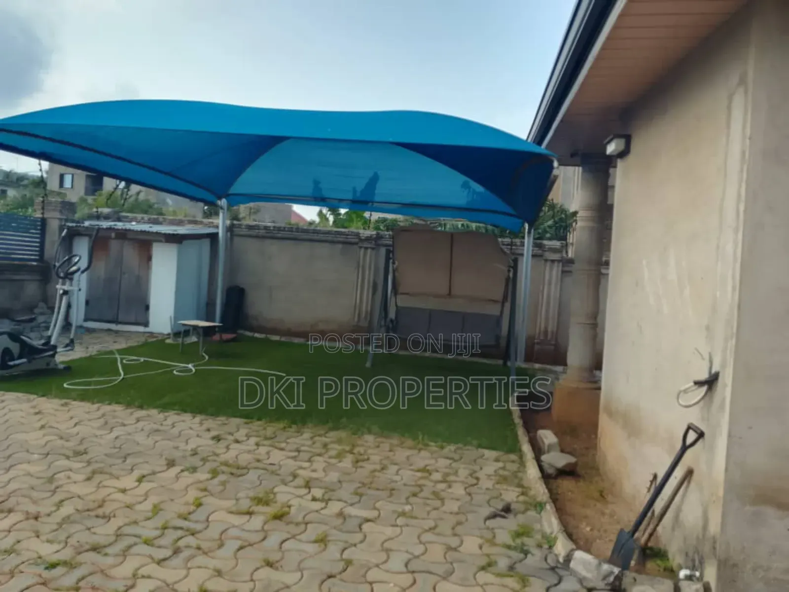 4bdrm House in Dki Properties, Oyibi for sale