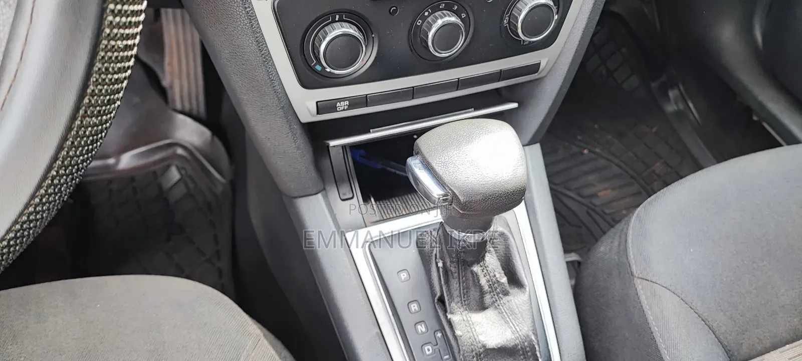 Skoda Octavia 2012 White