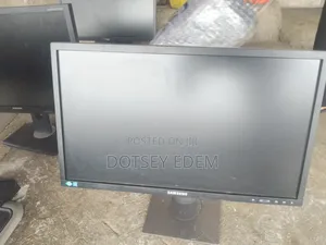 Samsung 24 Inches Monitor