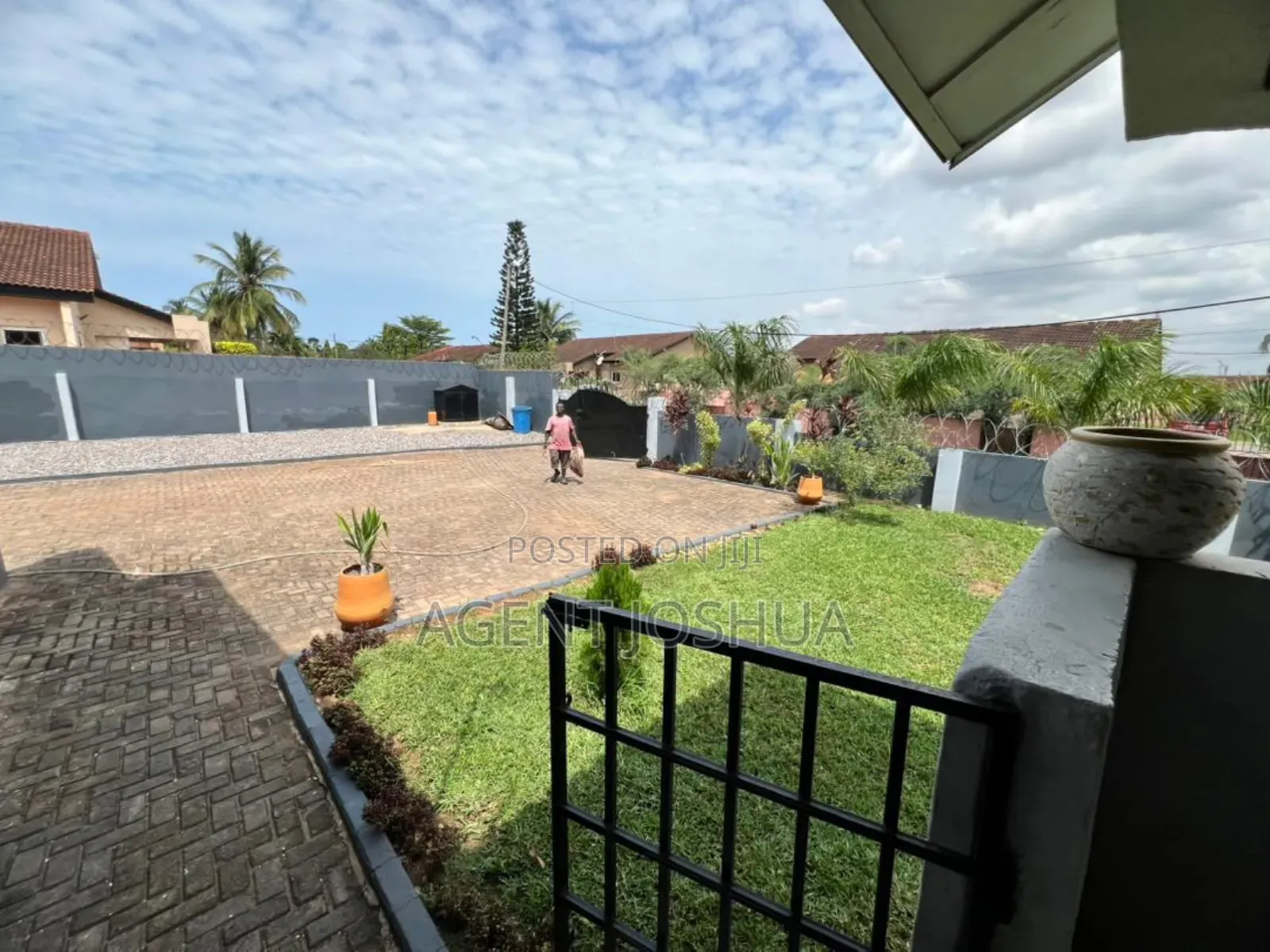 3bdrm House in Manet Court Estate, Spintex for rent