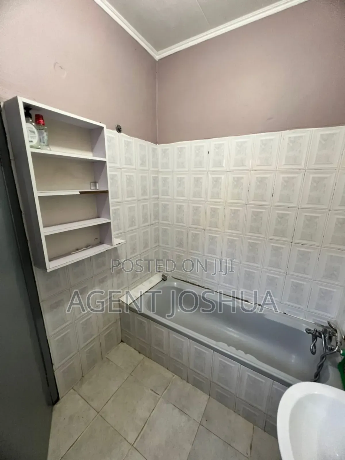3bdrm House in Manet Court Estate, Spintex for rent