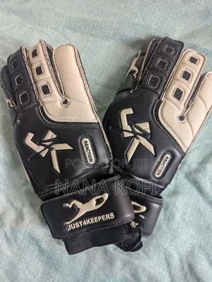 Professional Keepers Gloves