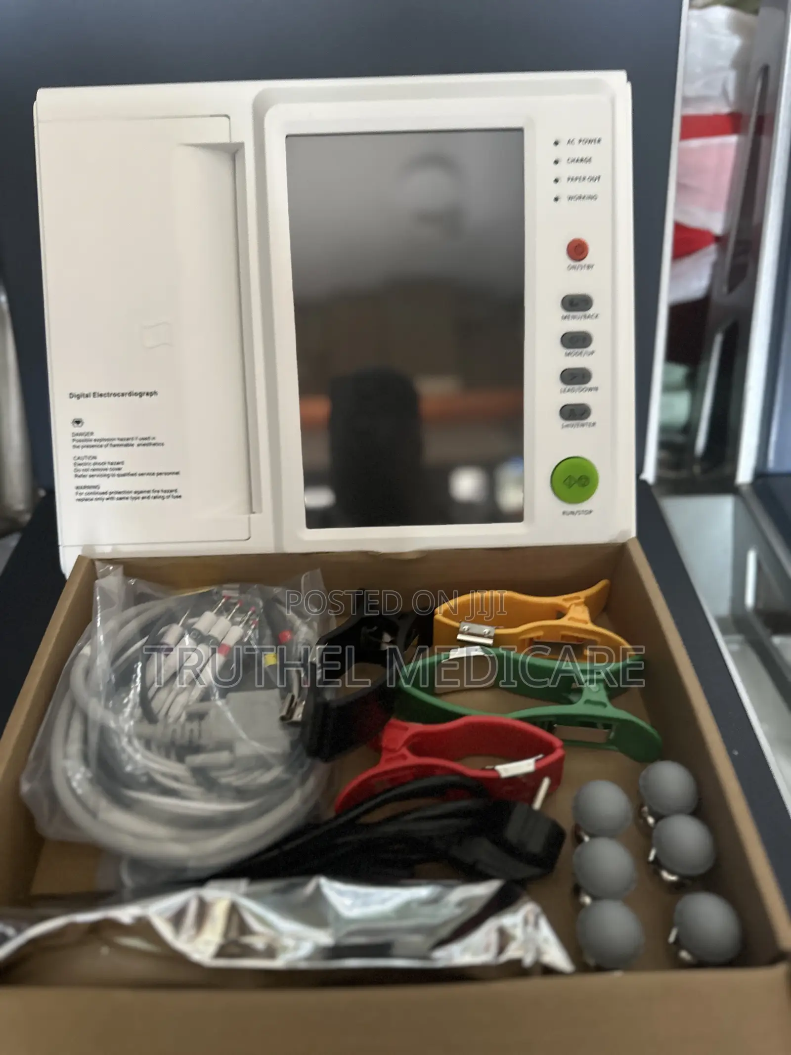 Ecg Machine - 12 Channels(Screen Touch Type)