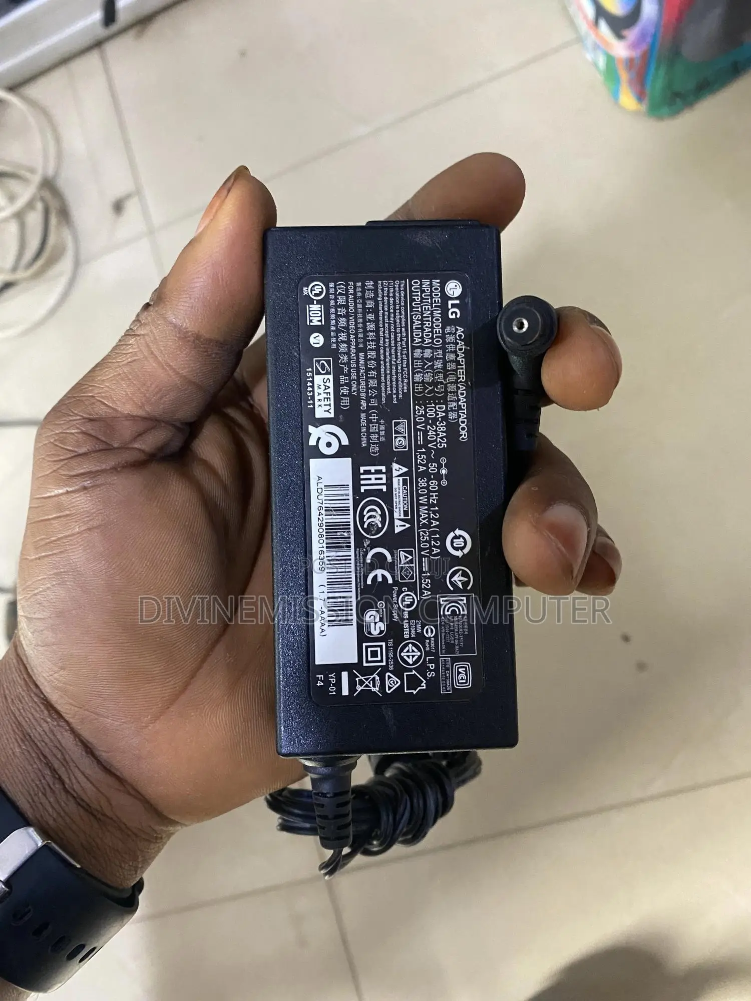 LG Sound Bars Adapter, 25v—1.52a, 38w
