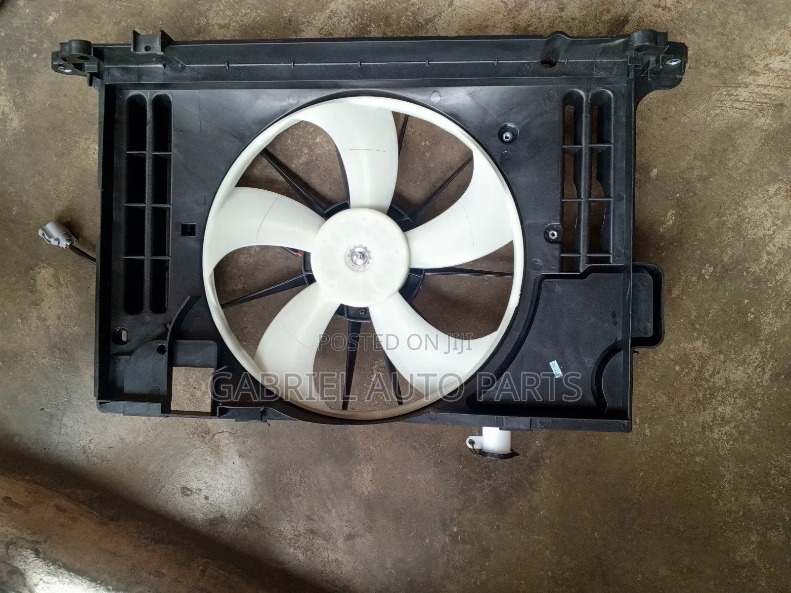 Toyota Corolla Complete Fan 2017,2018,2019