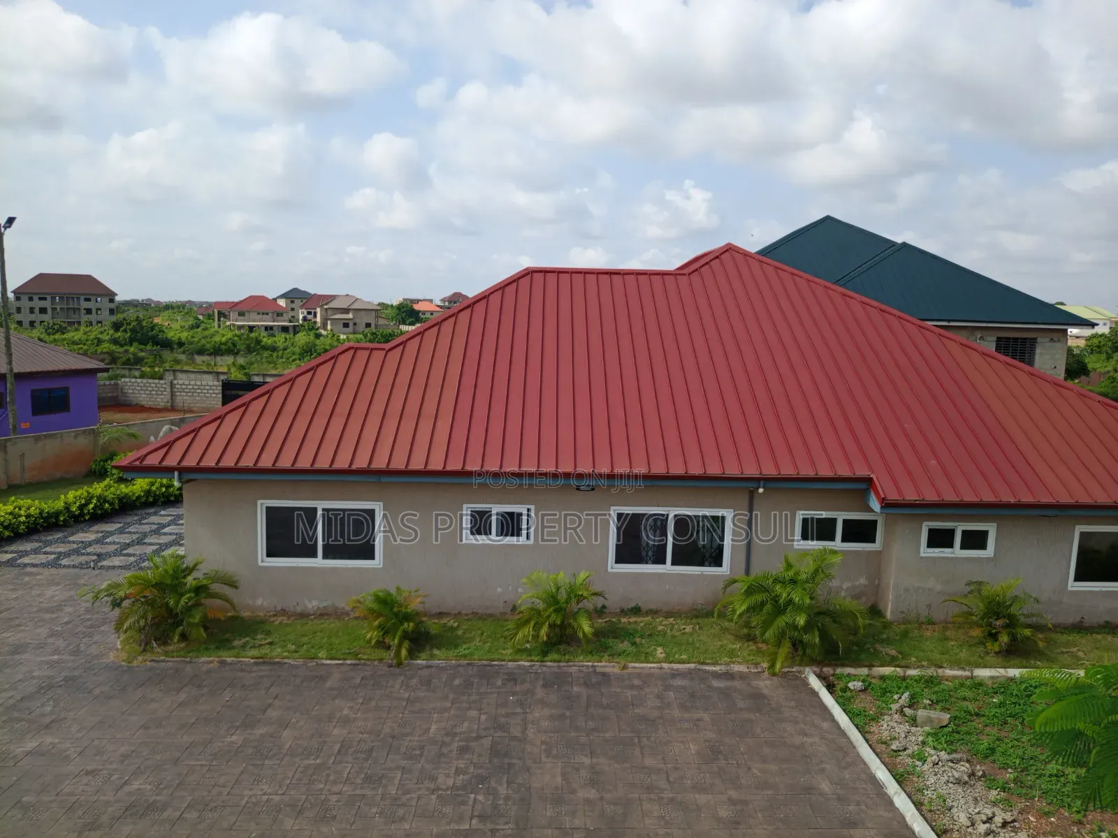 6bdrm House in Appolonia, Oyibi for sale