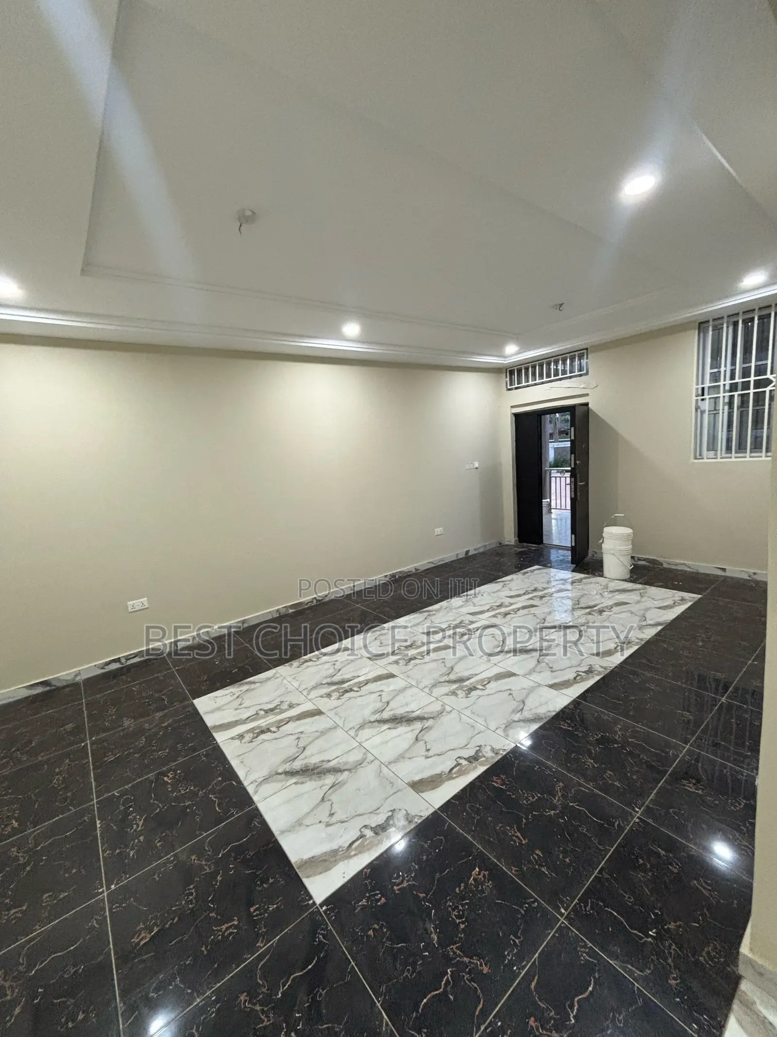 2bdrm Apartment in Adenta Housing Down for rent