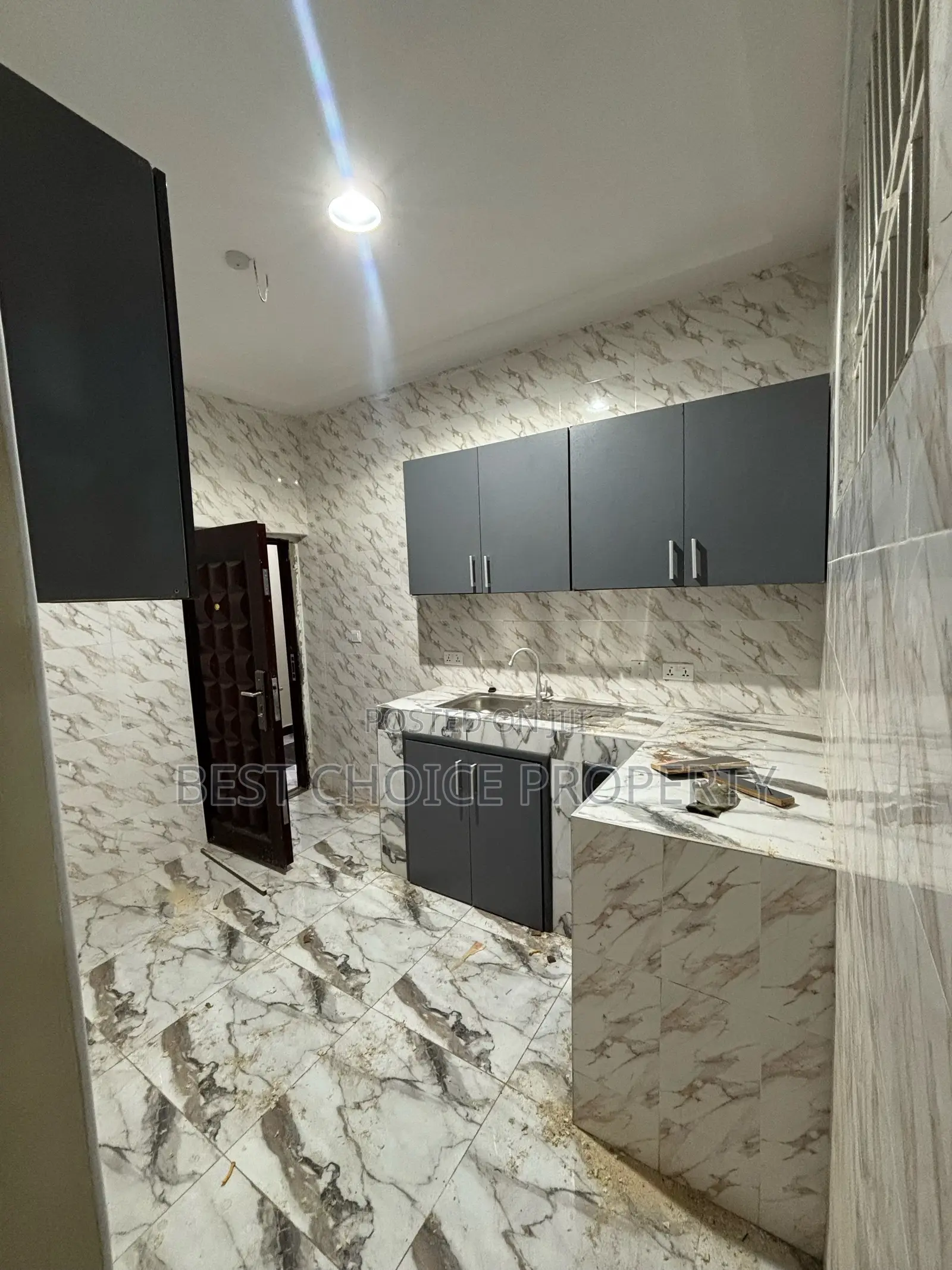 2bdrm Apartment in Adenta Housing Down for rent