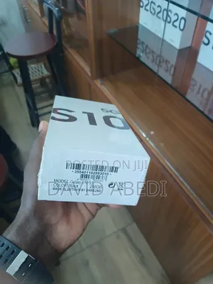 New Samsung Galaxy S10 5G 256 GB Black