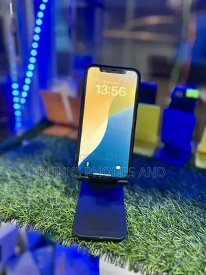 Apple iPhone XR 64 GB Black