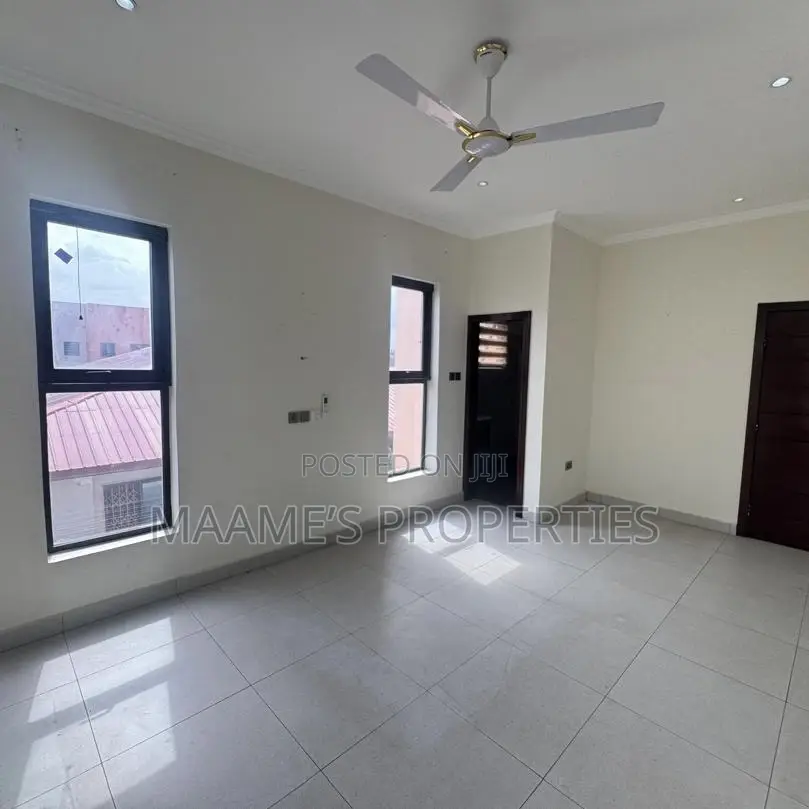 4bdrm Duplex in East Legon for rent