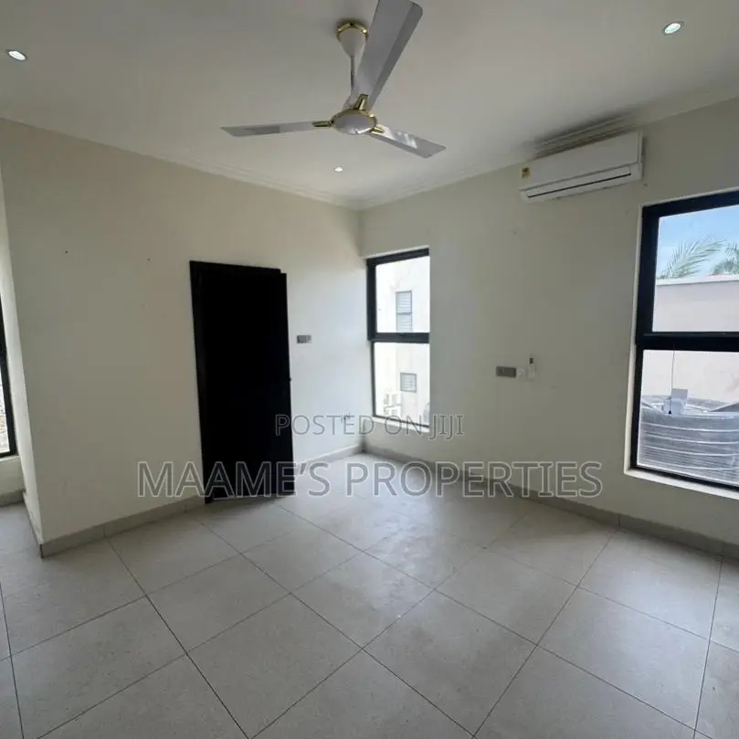 4bdrm Duplex in East Legon for rent