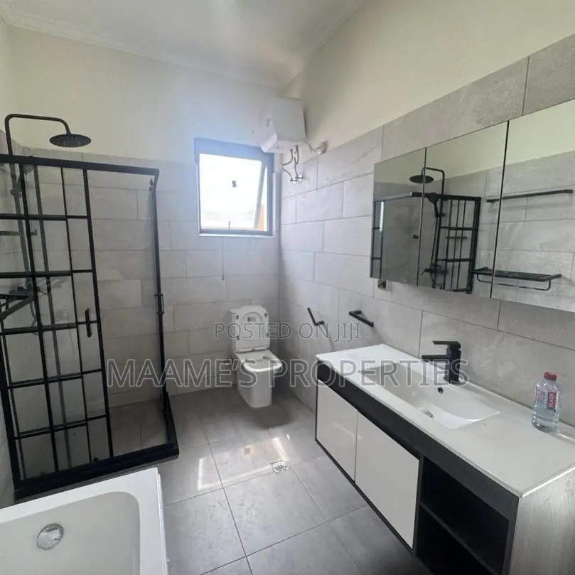 4bdrm Duplex in East Legon for rent