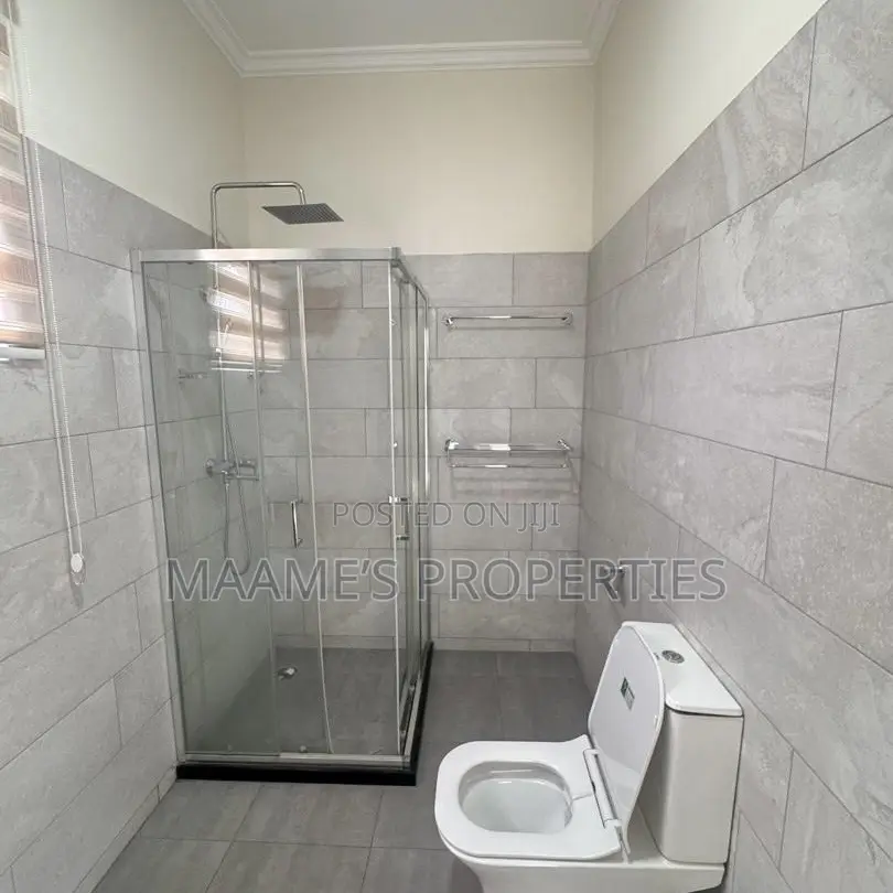 4bdrm Duplex in East Legon for rent