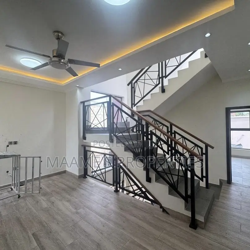 4bdrm Duplex in East Legon for rent