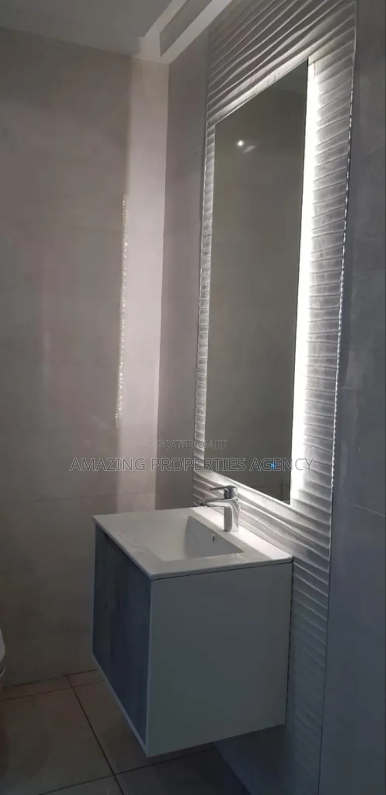 7bdrm House in East Legon for sale