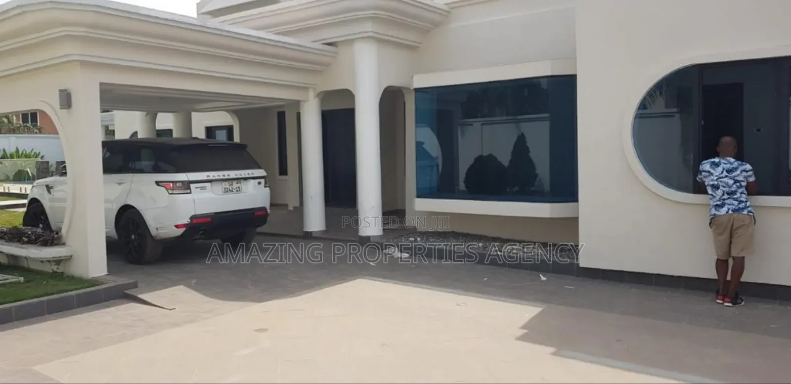 7bdrm House in East Legon for sale
