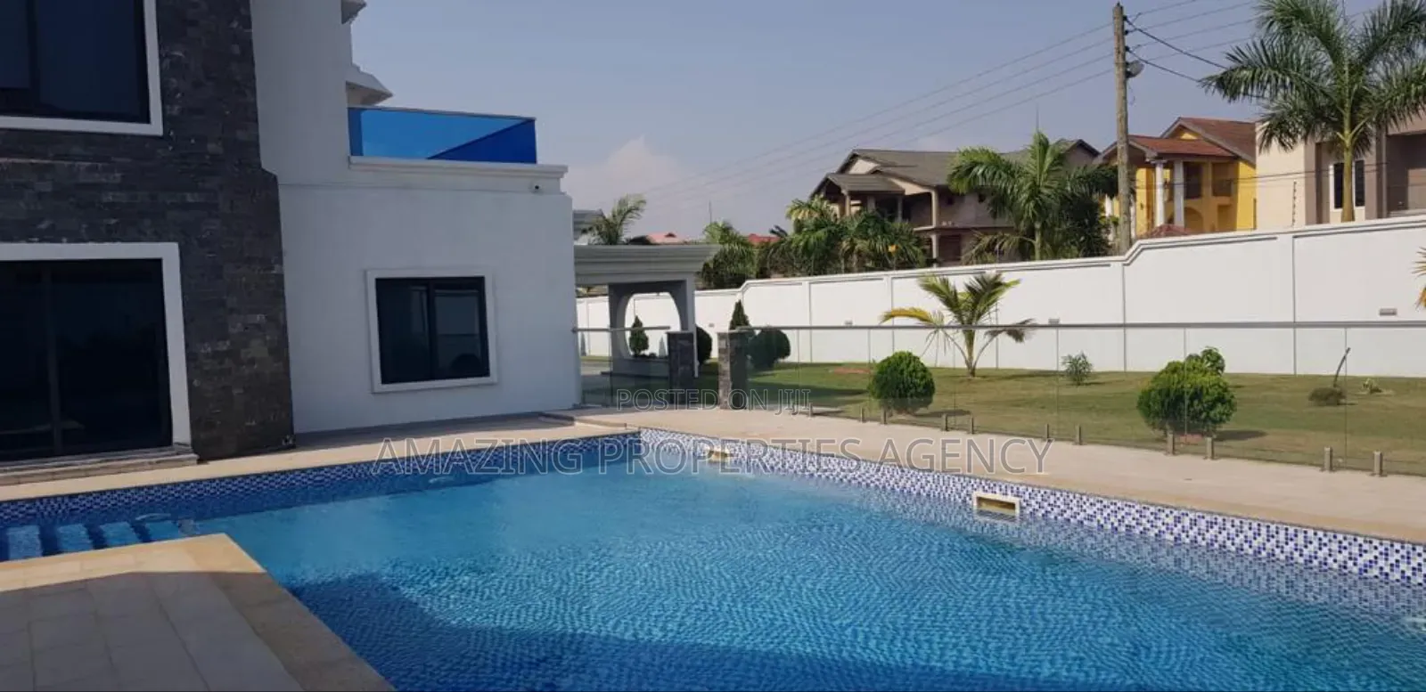 7bdrm House in East Legon for sale