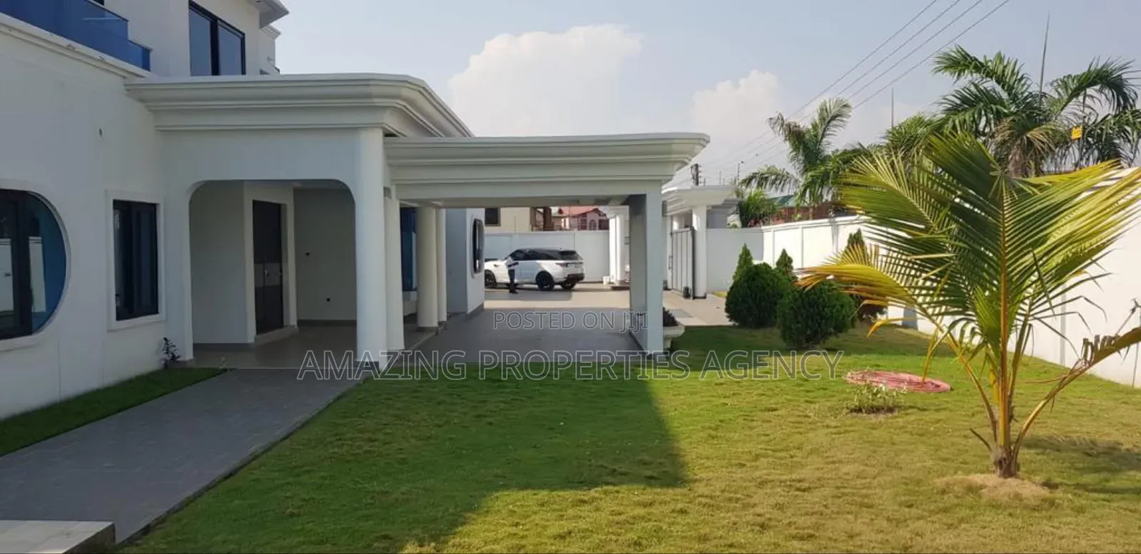 7bdrm House in East Legon for sale