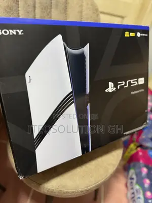 Play Station 5 Pro 2tb