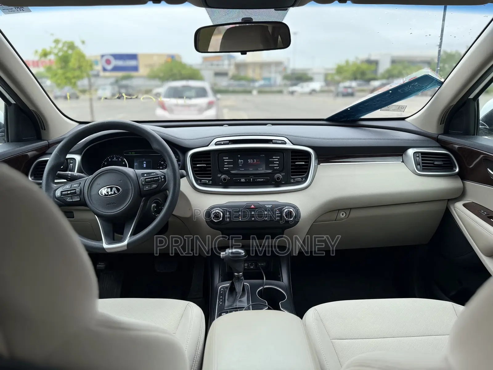 Kia Sorento 4dr SUV 2016 White
