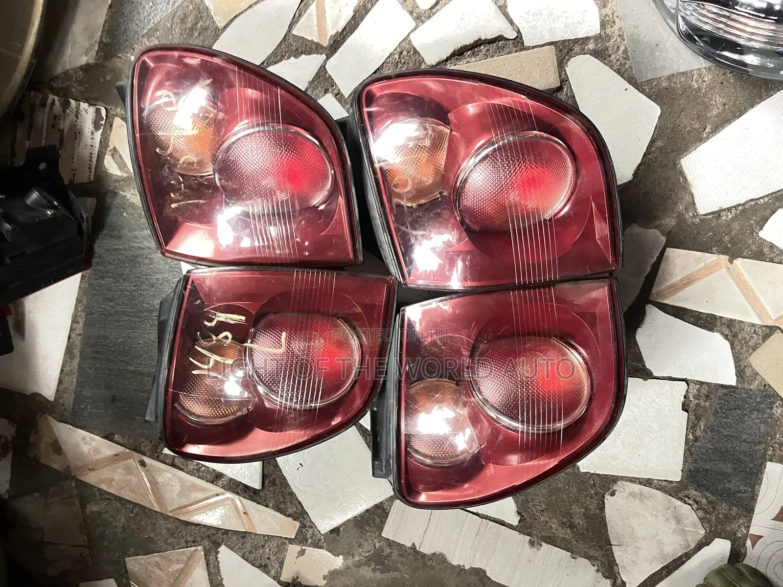 Lexus Rx 300 Taillight
