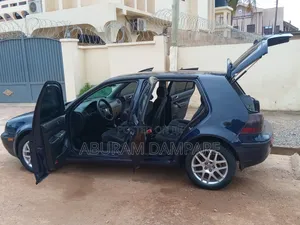 Volkswagen Golf GLS 2.0 2004 Blue