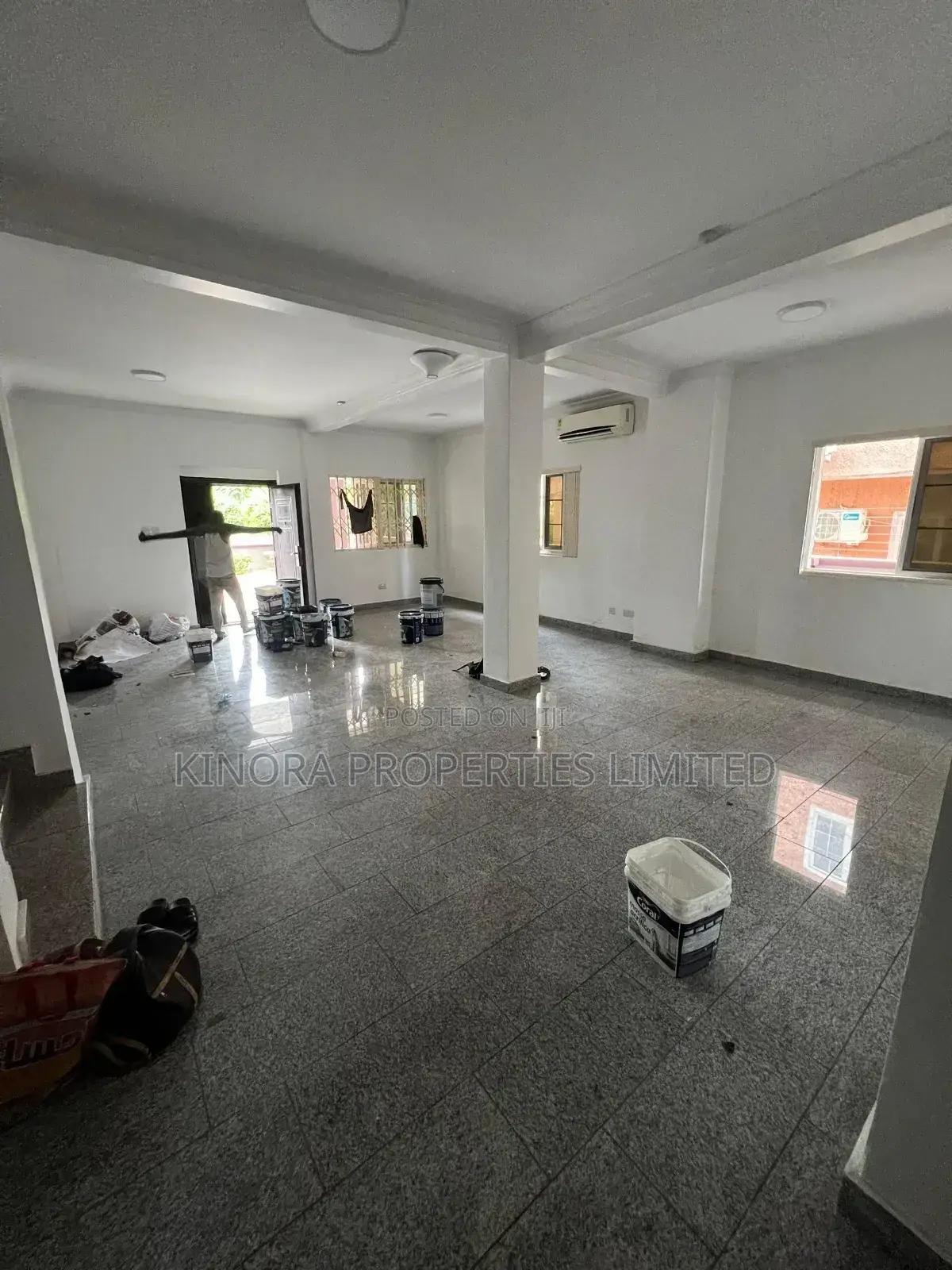 6bdrm Duplex in Cantonment, Cantonments for rent