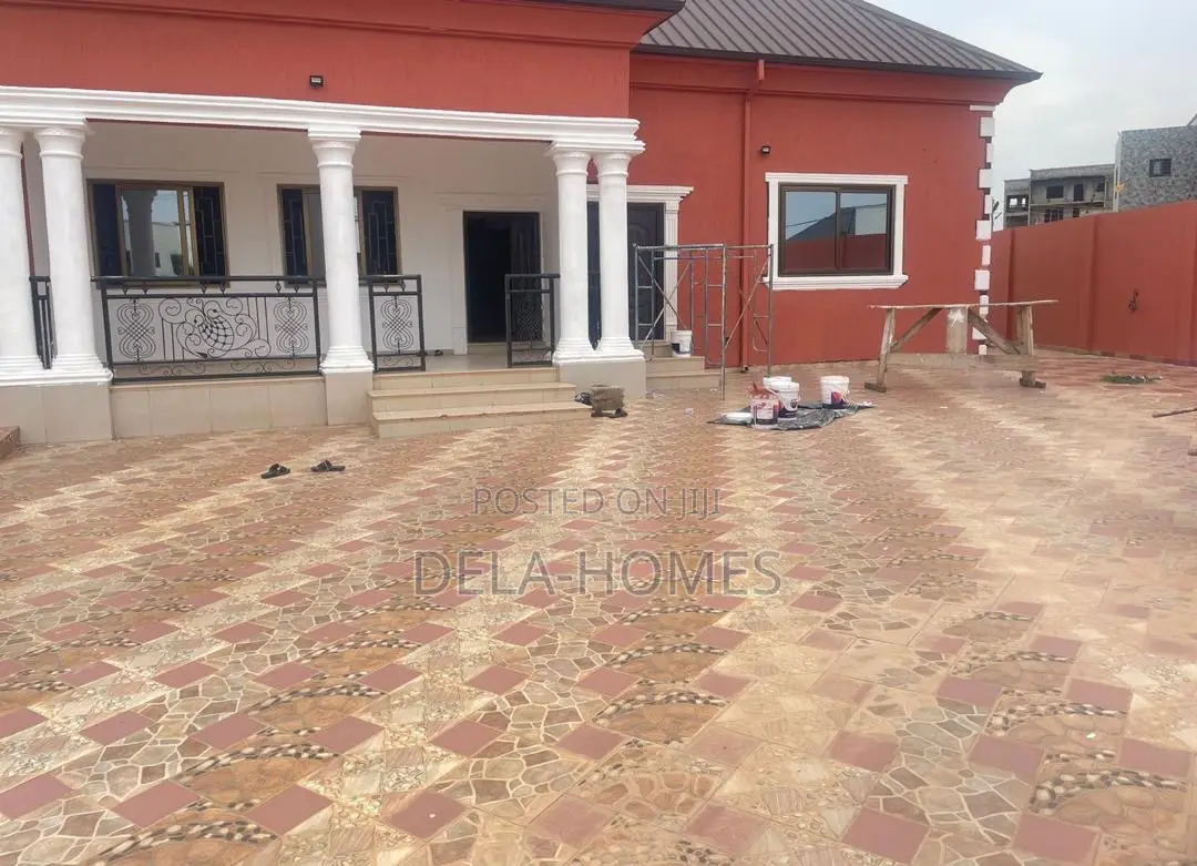 Three Bedroom Self Compound for Rent at Ashaley Botwe 