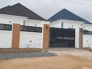 2bdrm House in Unique Key Agency, Achimota for sale