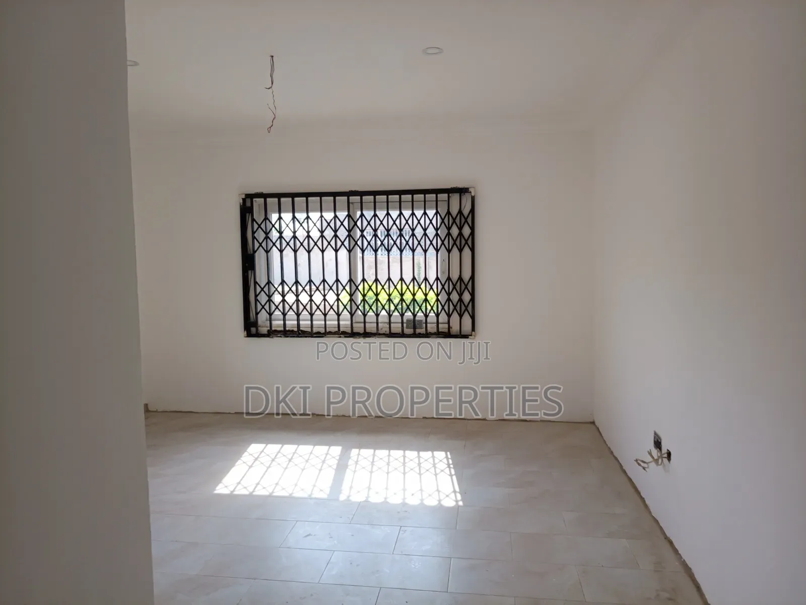 4bdrm House in Dki Properties, Oyibi for sale
