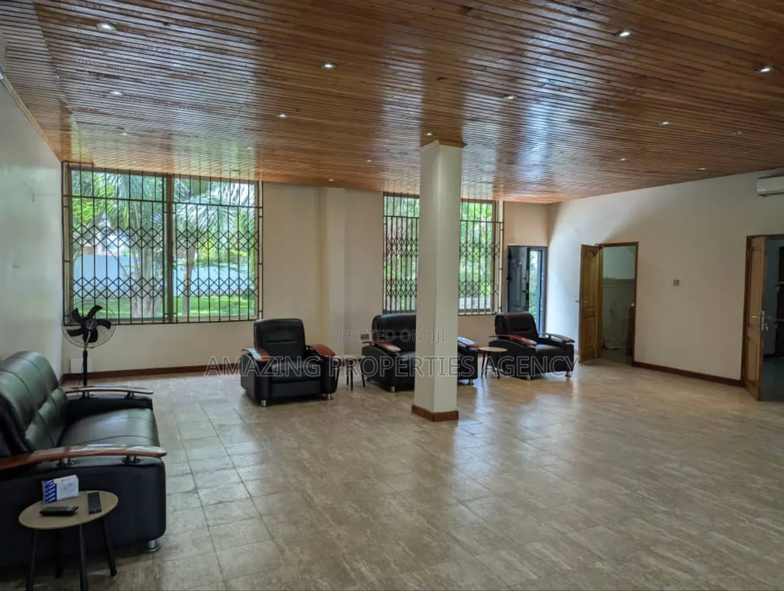 8bdrm House in Cantonments for rent