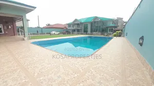 8bdrm House in Weija Medium for sale