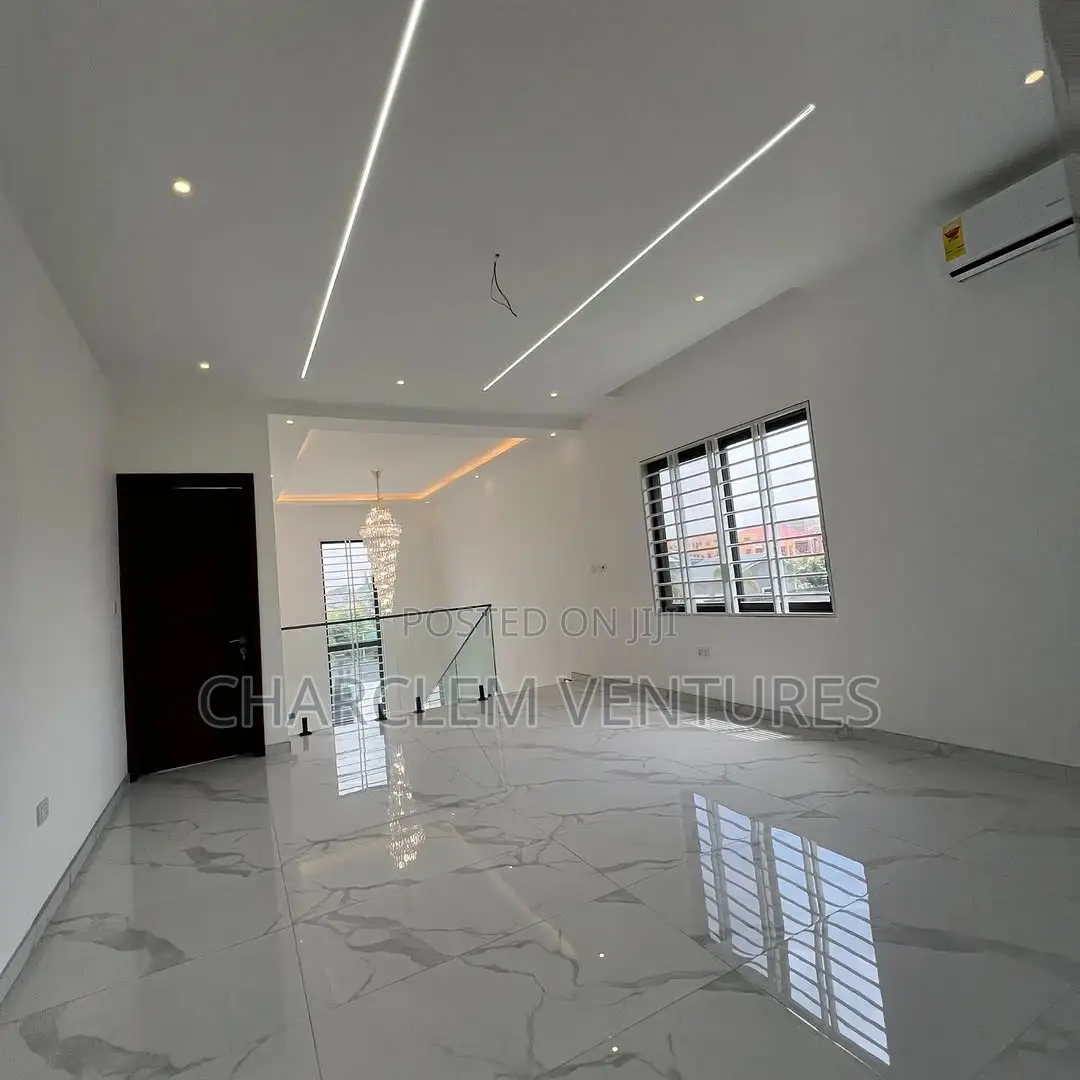 4bdrm House in Charclem Ventures, Sakumono for sale