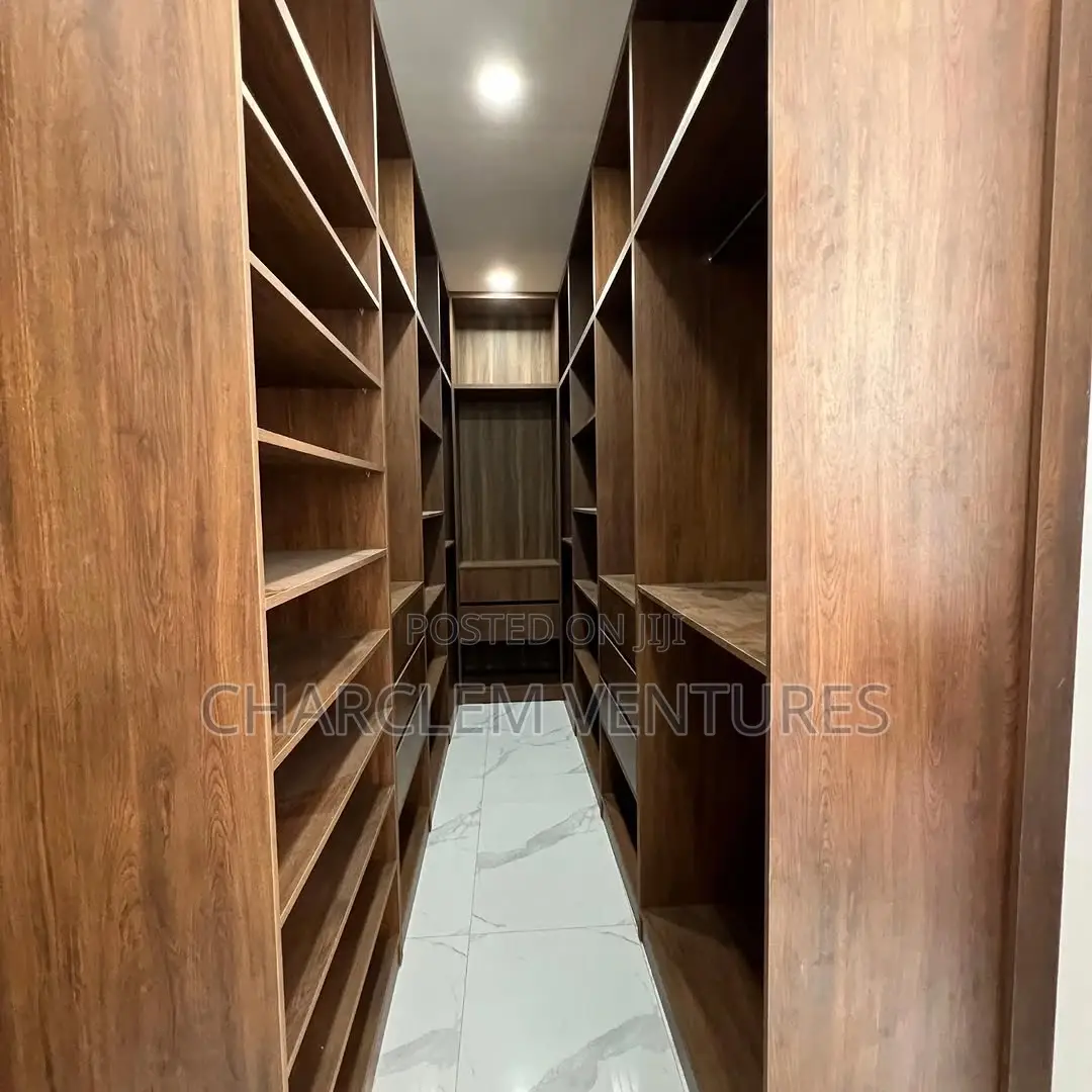 4bdrm House in Charclem Ventures, Sakumono for sale