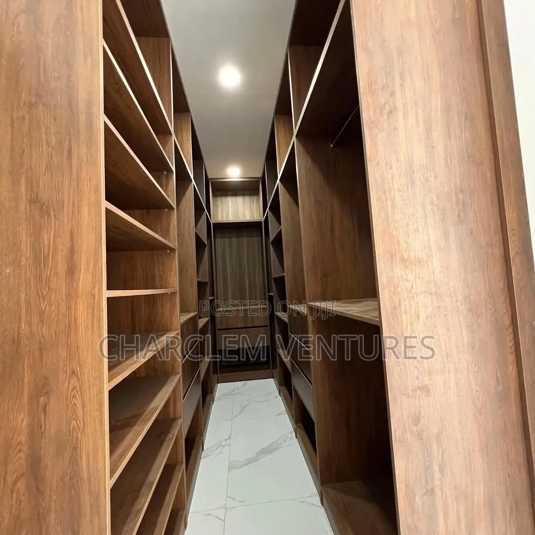 4bdrm House in Charclem Ventures, Sakumono for sale