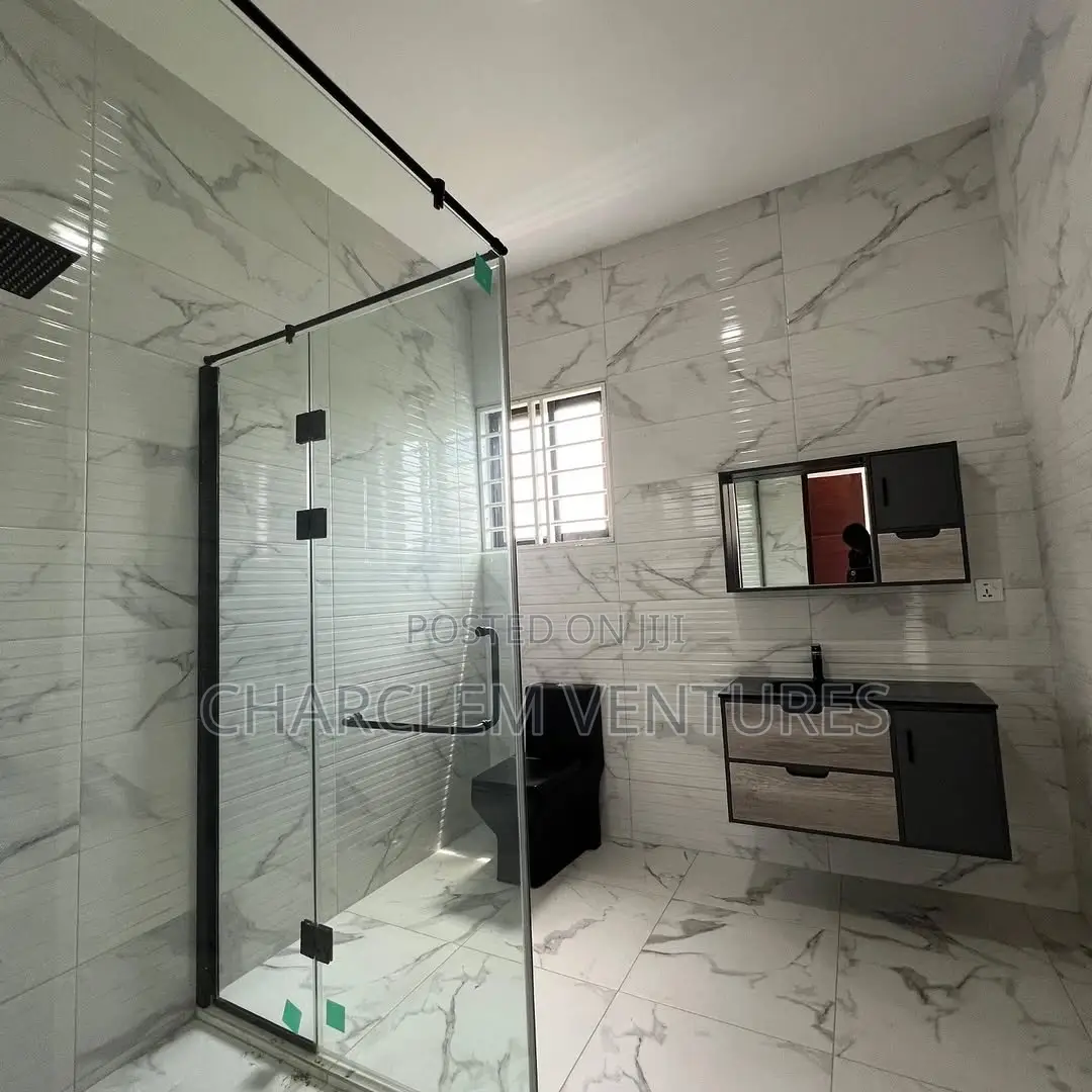 4bdrm House in Charclem Ventures, Sakumono for sale