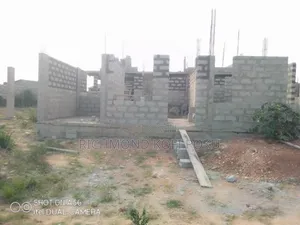 2bdrm Block of Flats in Kofi'S Realty, Lashibi for sale