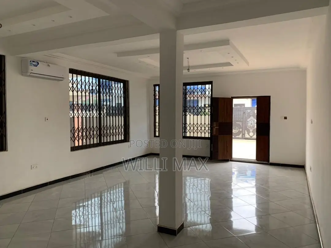 3bdrm Duplex in Oyarifa for rent