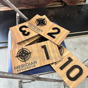 Door Labels Wooden Texture
