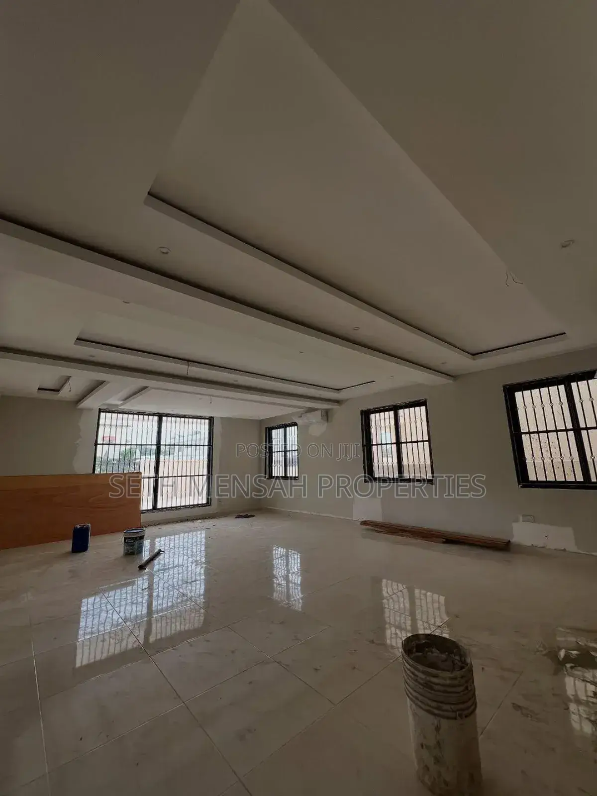 5bdrm House in Dzorwulu for rent