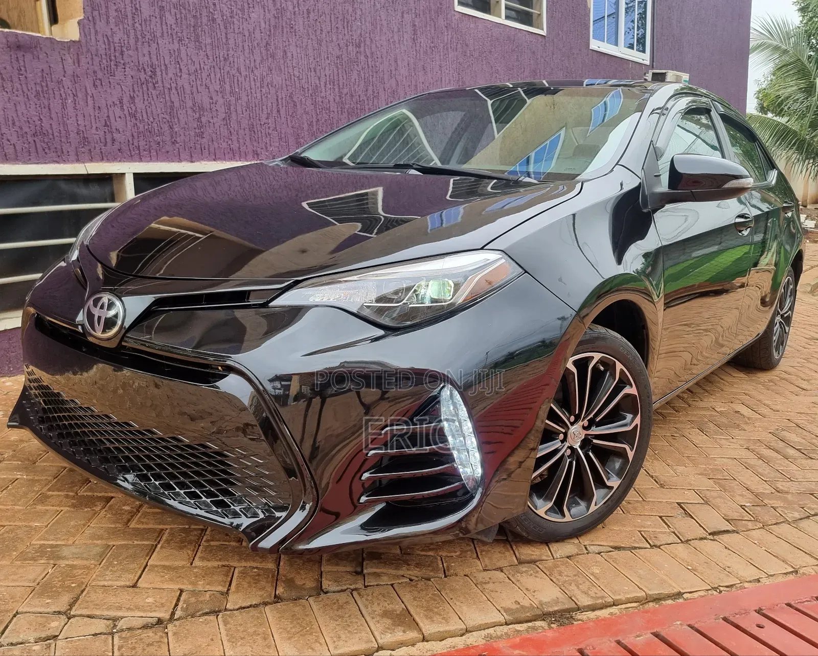 Toyota Corolla 2016 Black