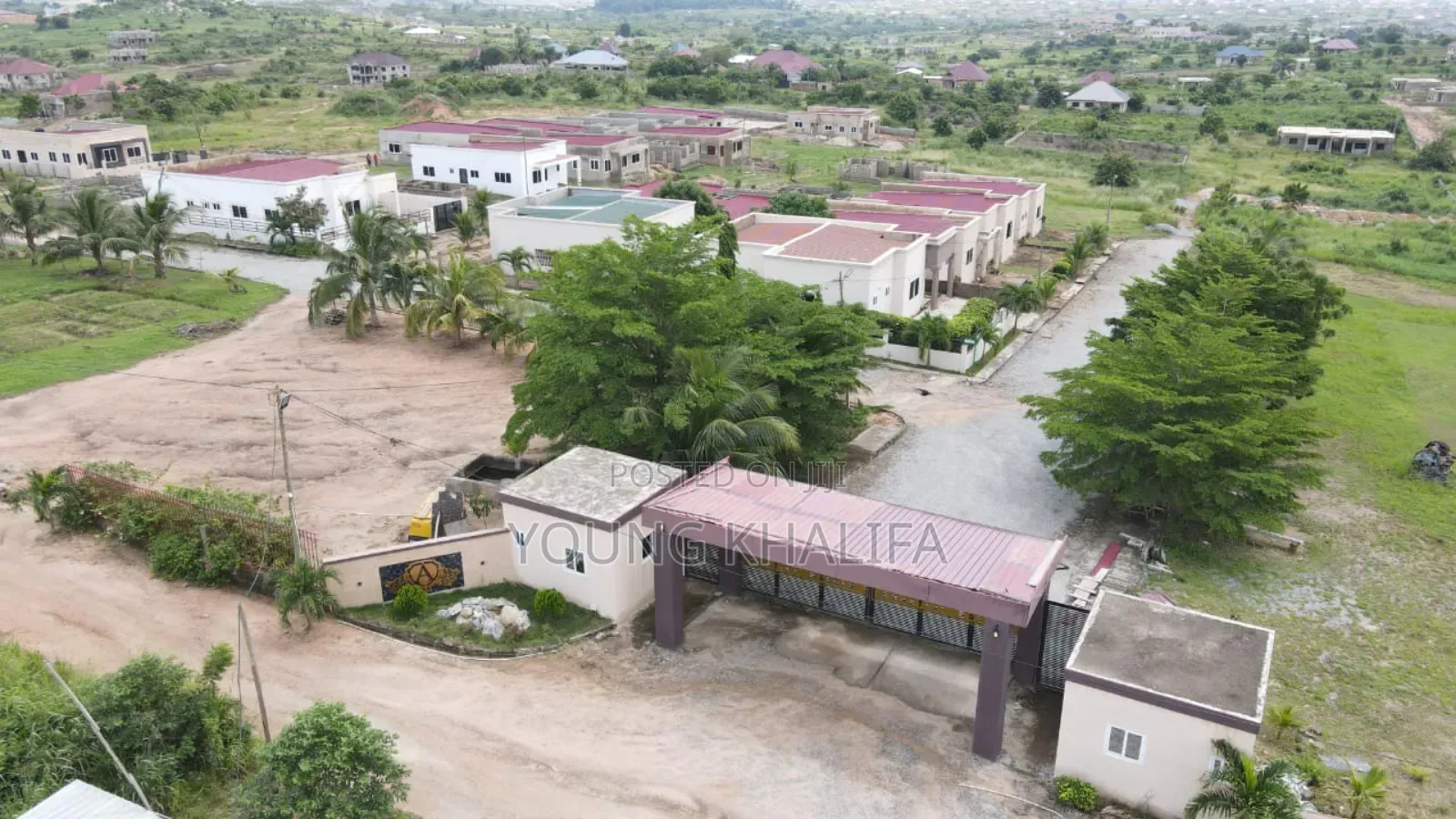 3bdrm House in Ahenfie Estate, Opeikuma for sale