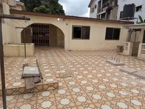 3bdrm House in Achimota Mile 7 for rent