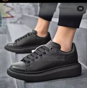 Alexander McQueen Leather Black