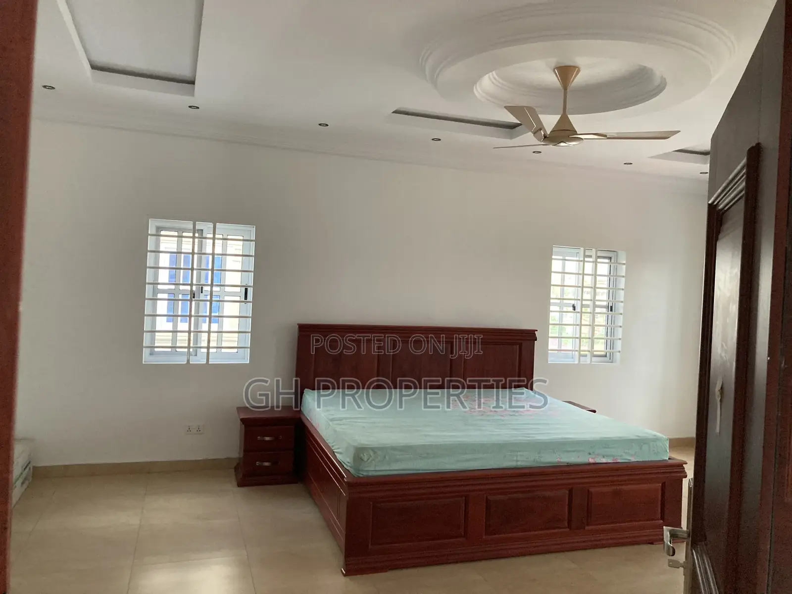 4bdrm Apartment in Four Bedrooms House., Kumasi Metropolitan for sale