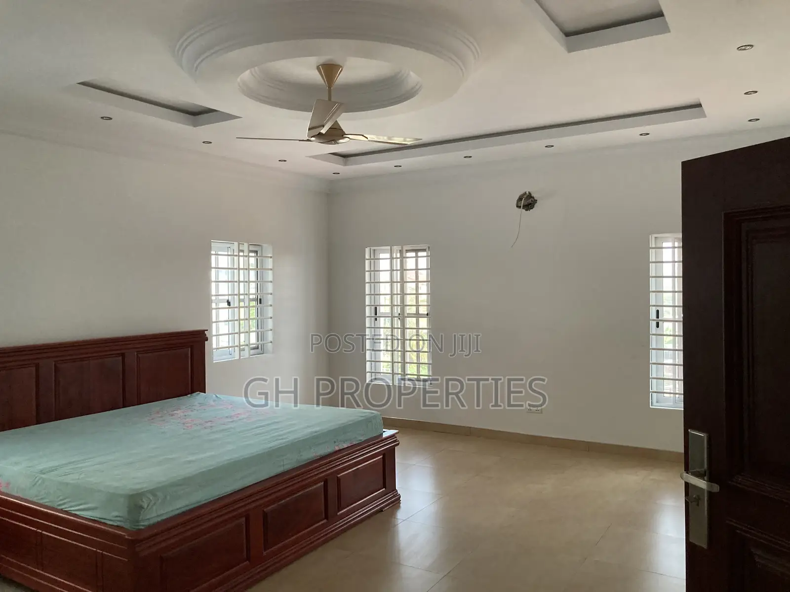 4bdrm Apartment in Four Bedrooms House., Kumasi Metropolitan for sale