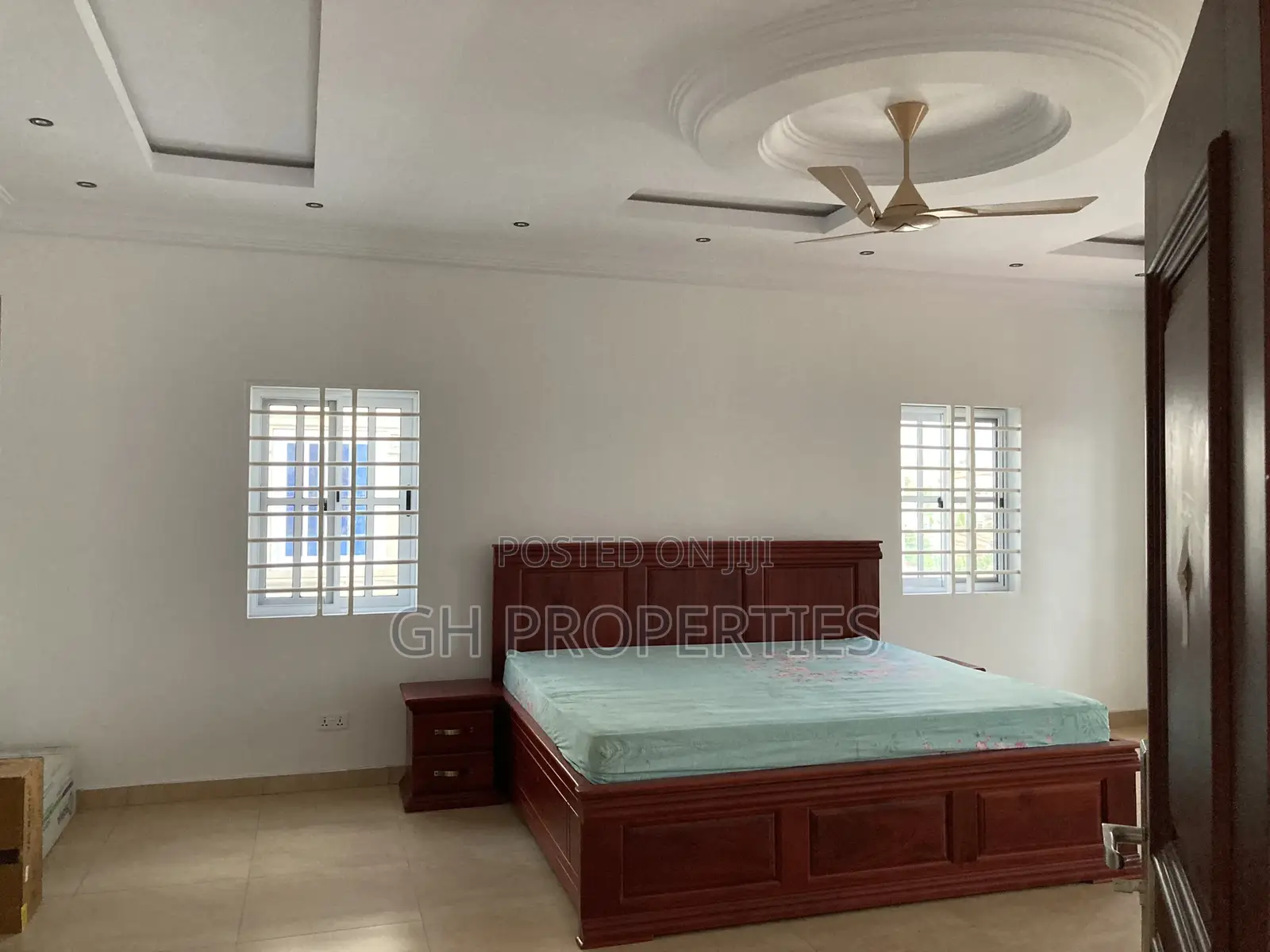 4bdrm Apartment in Four Bedrooms House., Kumasi Metropolitan for sale